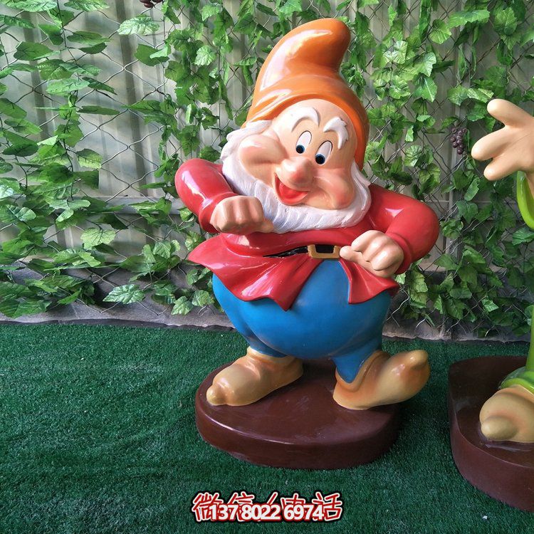 卡通小矮人雕塑，提升商場(chǎng)、戶(hù)外、園林景觀的玻璃鋼精美裝飾