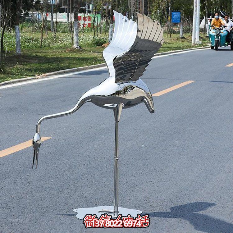 火烈鳥雕塑，美化你的園林景觀