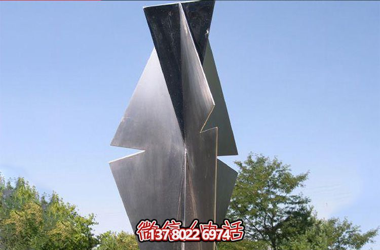不銹鋼雕塑景觀，點(diǎn)綴學(xué)校、公園環(huán)境