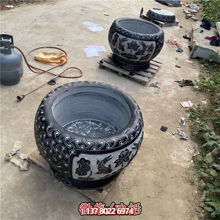 精美大理石養(yǎng)魚水缸，為您的景點(diǎn)增添美感