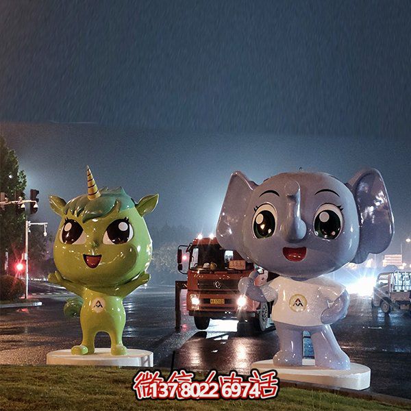 玻璃鋼吉祥物雕塑，為廣場和草地添彩