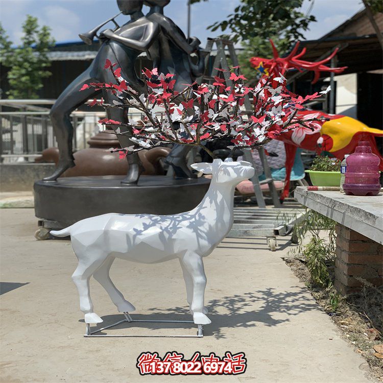 不銹鋼梅花鹿雕塑，點(diǎn)綴校園景觀