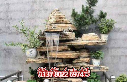 精致小型庭院，石假山流水雕塑擺放