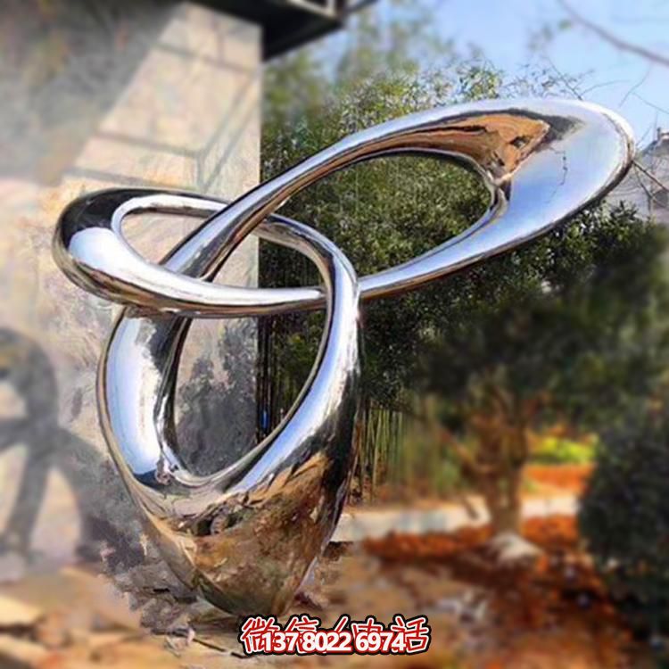 精致不銹鋼圓環(huán)擺件，提升園林景觀美感