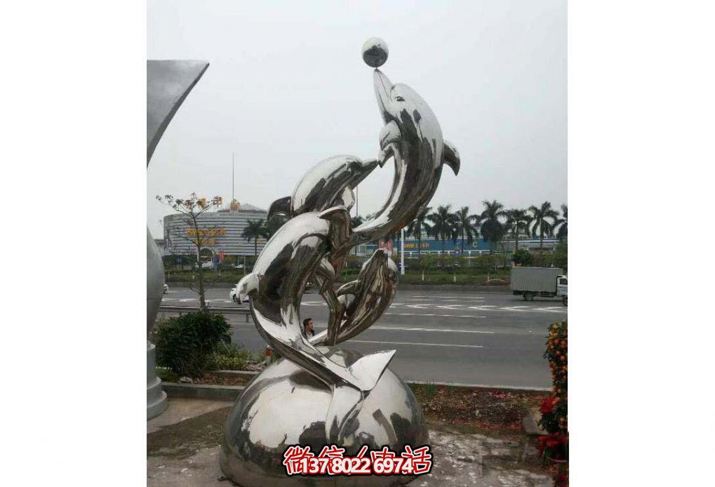 不銹鋼海豚雕塑，玩起來(lái)讓街道飛躍！