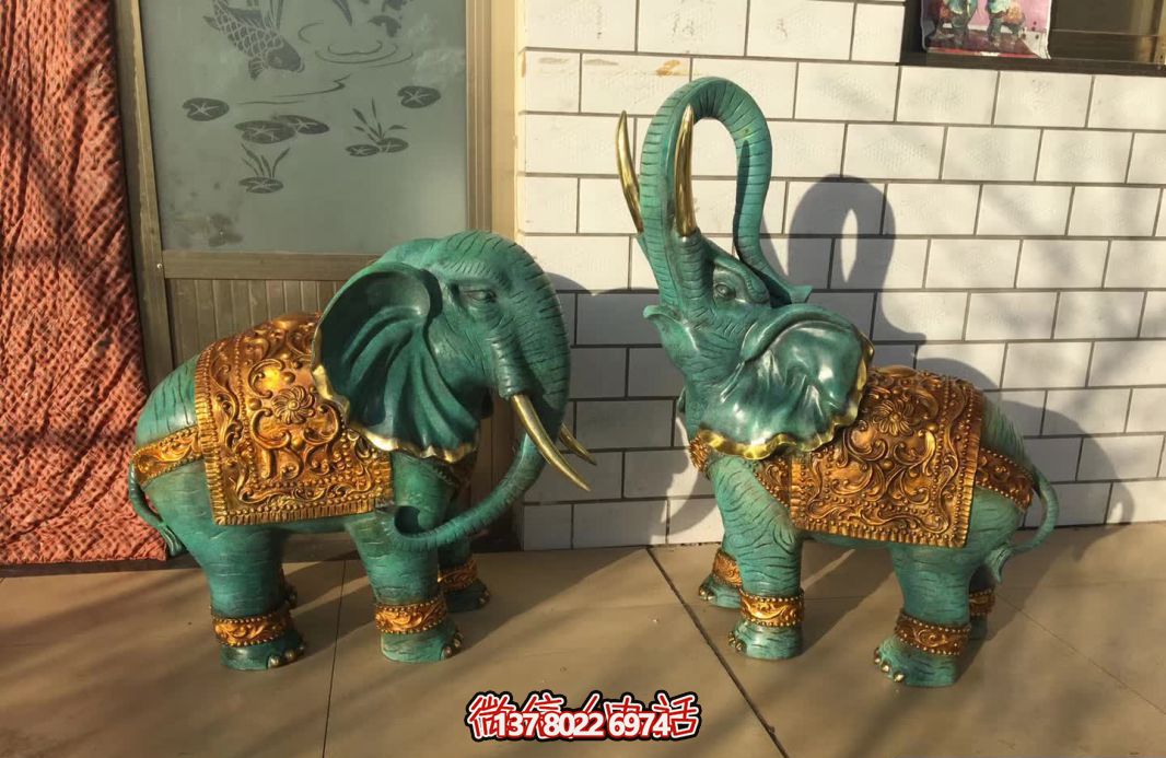 玻璃鋼大象彩繪雕塑，裝點(diǎn)室內(nèi)創(chuàng)意庭院