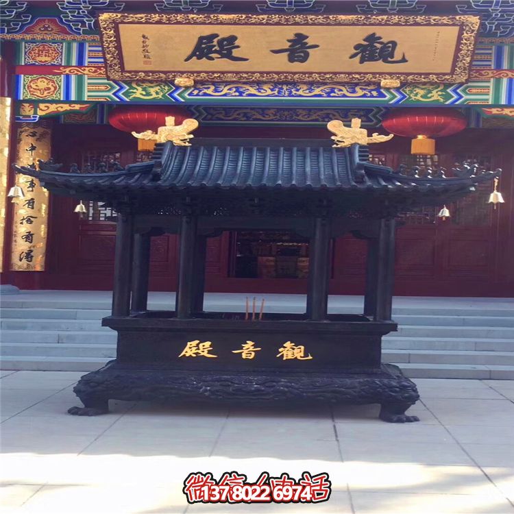 華寶鑄鐵長形香爐，讓觀音殿更加美麗