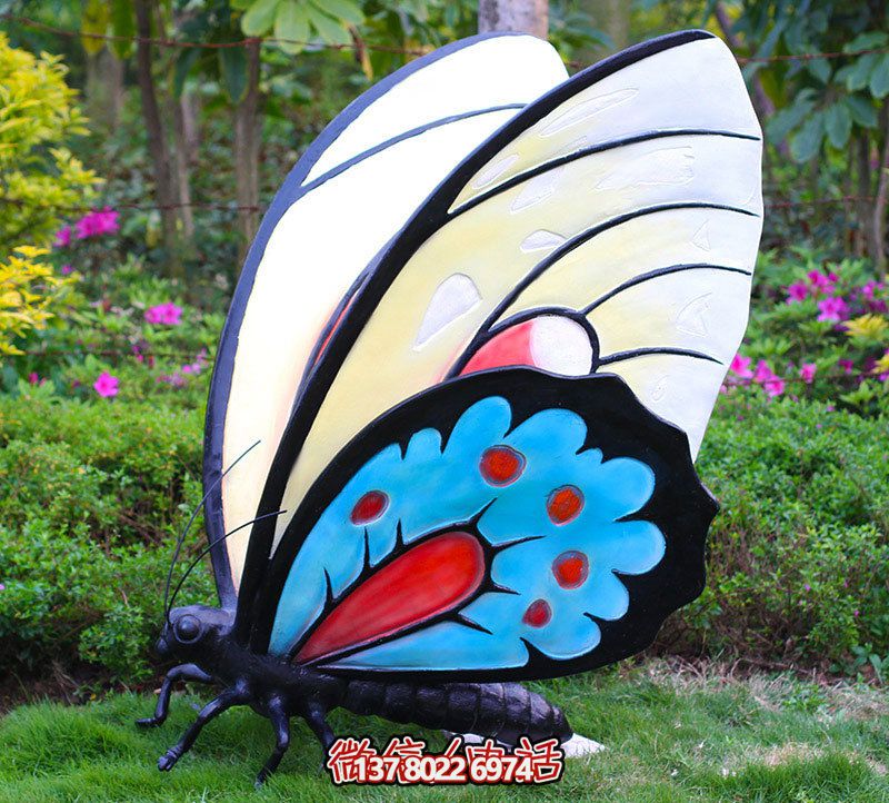 玻璃鋼彩繪蝴蝶雕塑，美化小區(qū)環(huán)境