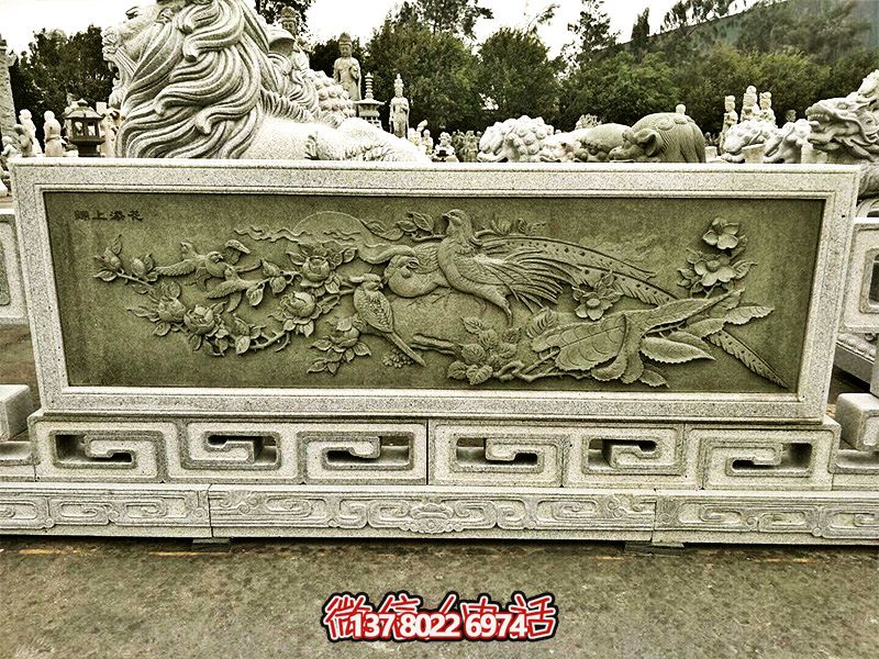 大理石綠浮雕欄桿，為景區(qū)裝飾錦上添花