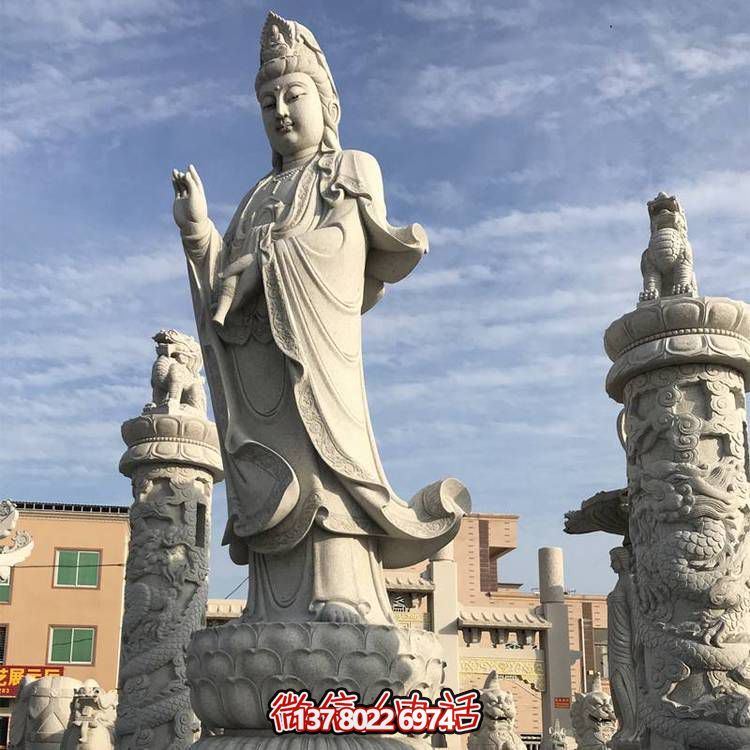 滴水觀音大型雕塑，欣賞美麗的戶外景點(diǎn)