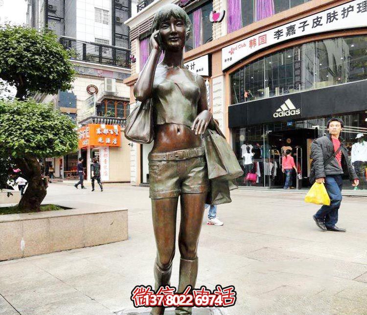 精美銅雕女孩雕塑——帶你暢游街頭，體驗(yàn)夢幻快樂時光