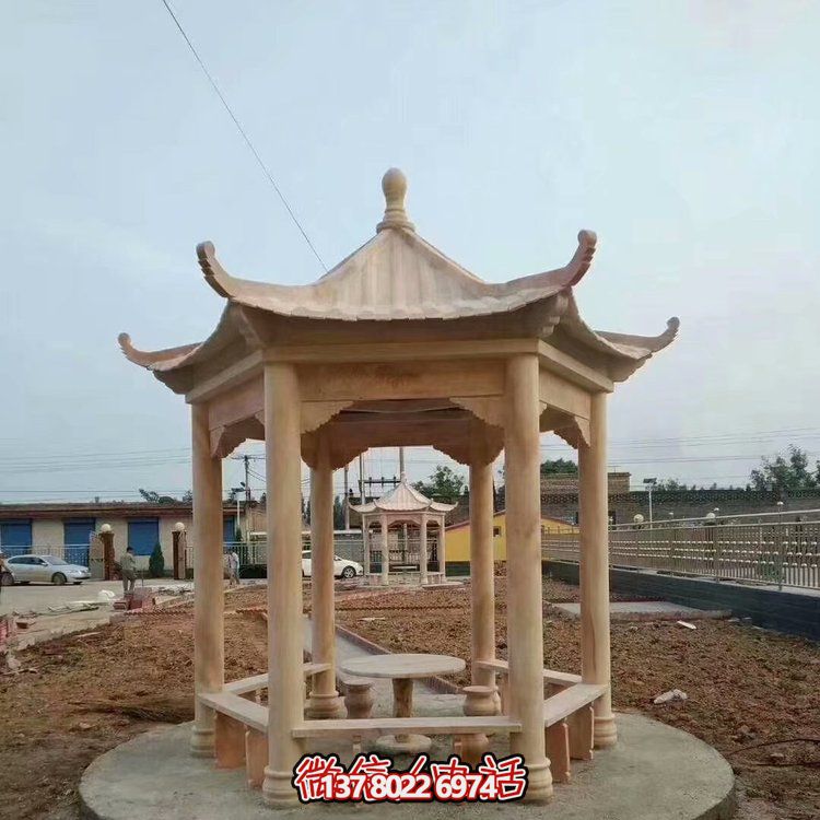 中式天然石材涼亭，晚霞紅休息下棋