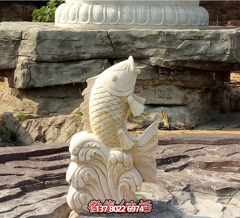 漢白玉石雕塑，點(diǎn)綴公園景觀，增添創(chuàng)意噴水裝置