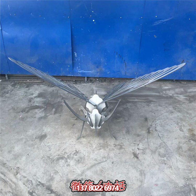 不銹鋼蝴蝶雕塑，點(diǎn)綴你的園林戶外空間