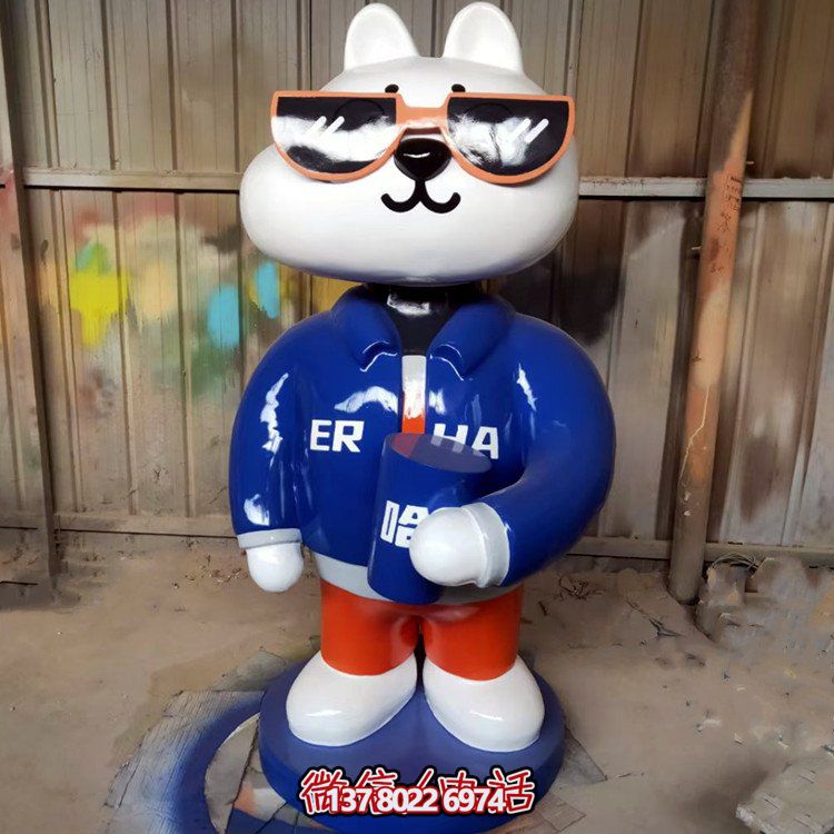 藝術(shù)玻璃鋼彩繪動物雕塑——讓商場、網(wǎng)店、紅店變身藝術(shù)館