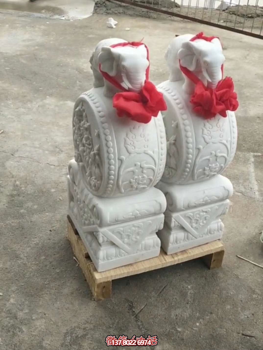 漢白玉吉祥小象雕塑，石門口擺放門墩