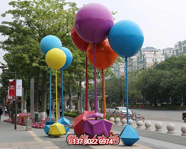 玻璃鋼制彩色氣球游樂場(chǎng)擺件
