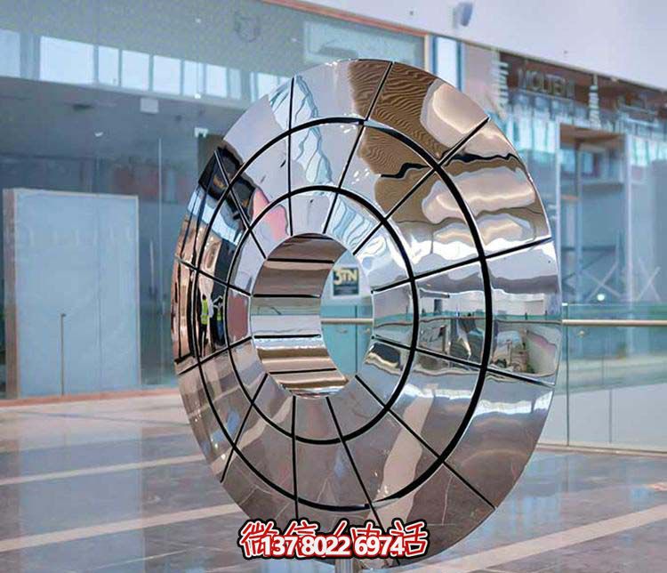不銹鋼雕塑傘狀圓環(huán)，創(chuàng)意裝點(diǎn)商廈鏡面