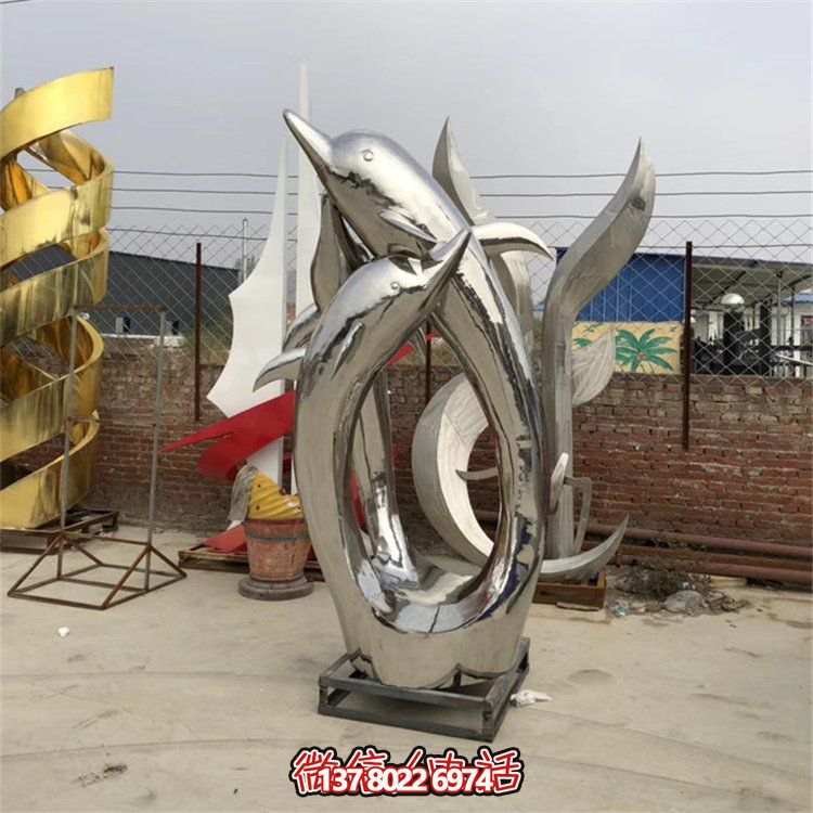 精美不銹鋼海豚雕塑，為您的戶外廣場增添水景鏡面美感