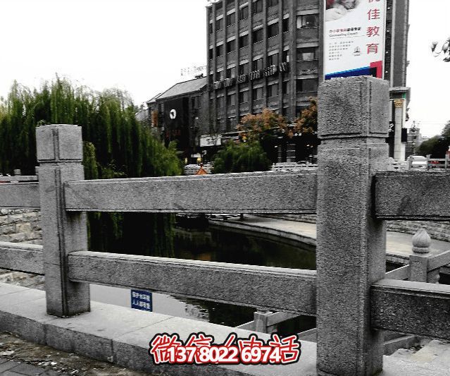 簡易裝飾性圍欄，讓你的街道和湖邊更加美麗