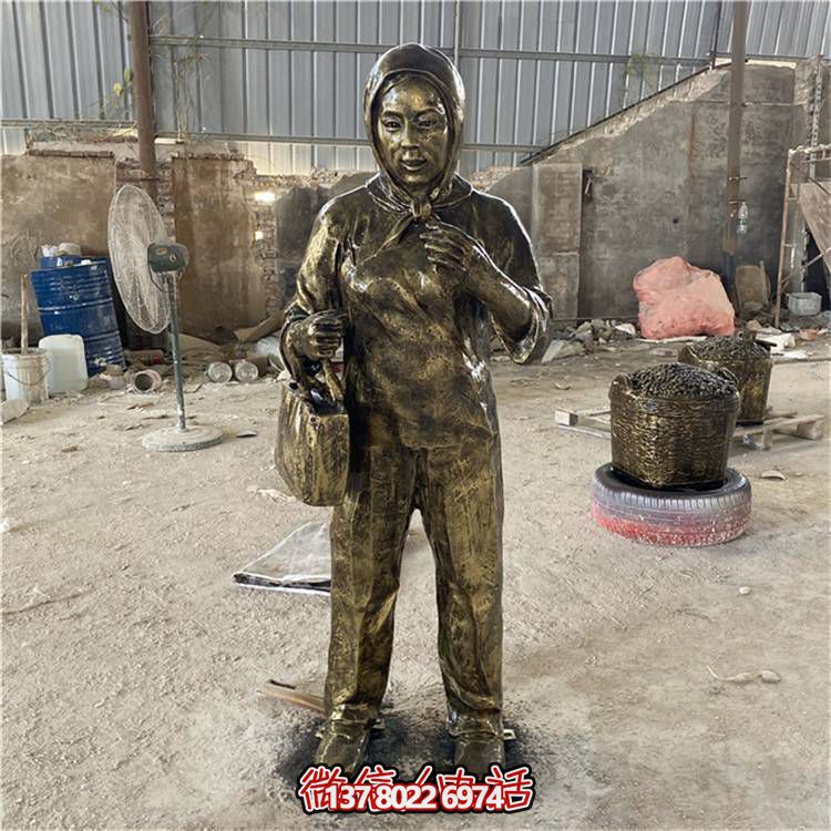 玻璃鋼仿銅人物雕塑，美化園林景區(qū)