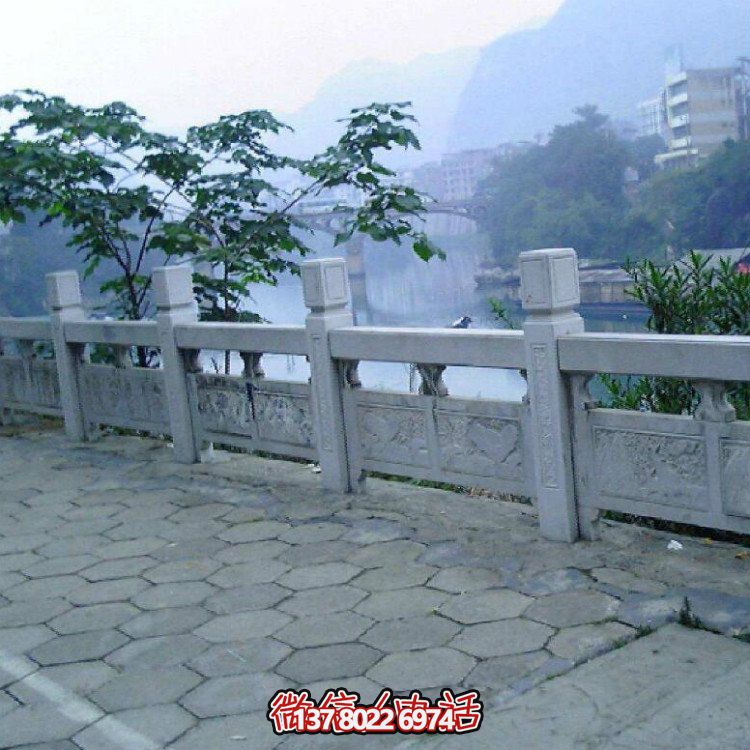 品質(zhì)精良的大理石欄桿、欄板及雕塑，締造美麗景觀