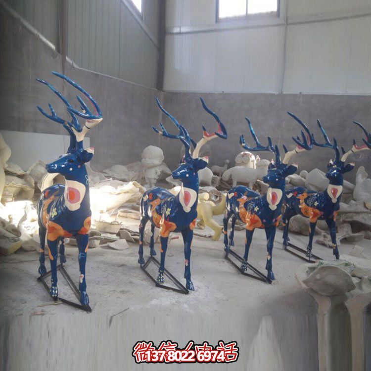 玻璃鋼梅花鹿彩繪擺件，把園林景觀裝點(diǎn)出夢(mèng)幻色彩