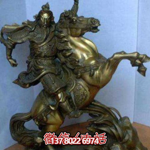 傳統(tǒng)工藝銅雕騎馬人物雕塑，點綴戶外園林