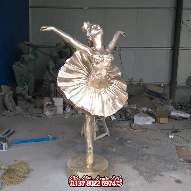 不銹鋼雕塑，給您的園林、廣場增添抽象跳舞的人物精彩！