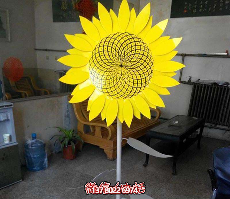 不銹鋼游樂園草坪擺放雕塑，向日葵裝飾