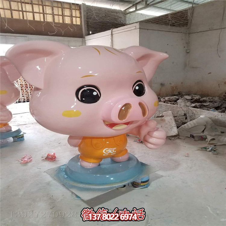 玻璃鋼豬雕塑，為您的店鋪、戶外公園增添熱鬧氣氛