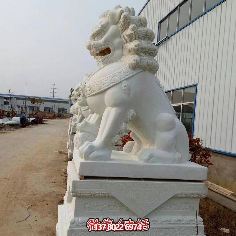 高品質(zhì)石雕麒麟雕塑，點(diǎn)綴企業(yè)公司大門(mén)口，增添鎮(zhèn)宅財(cái)運(yùn)