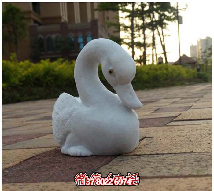 大理石雕刻藝術(shù)——古樸臥著天鵝雕塑 大理石雕刻藝術(shù)——古樸臥著天鵝雕塑