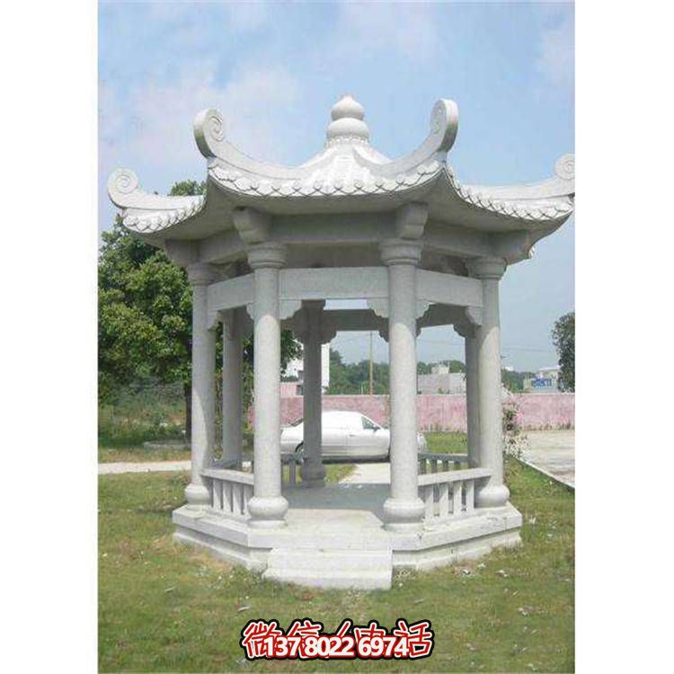 精美石雕涼亭，為公園添彩