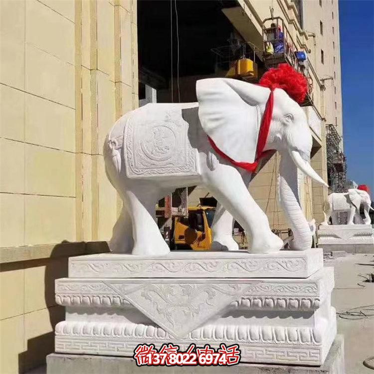 漢白玉石象雕塑，定制財(cái)神招風(fēng)水神