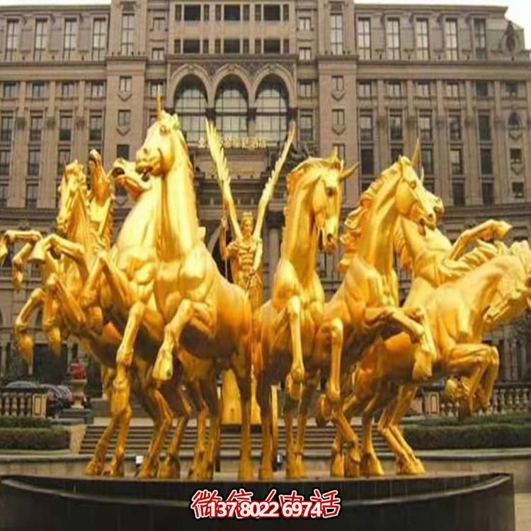 酒店廣場(chǎng)金色阿波羅戰(zhàn)車景觀銅雕塑