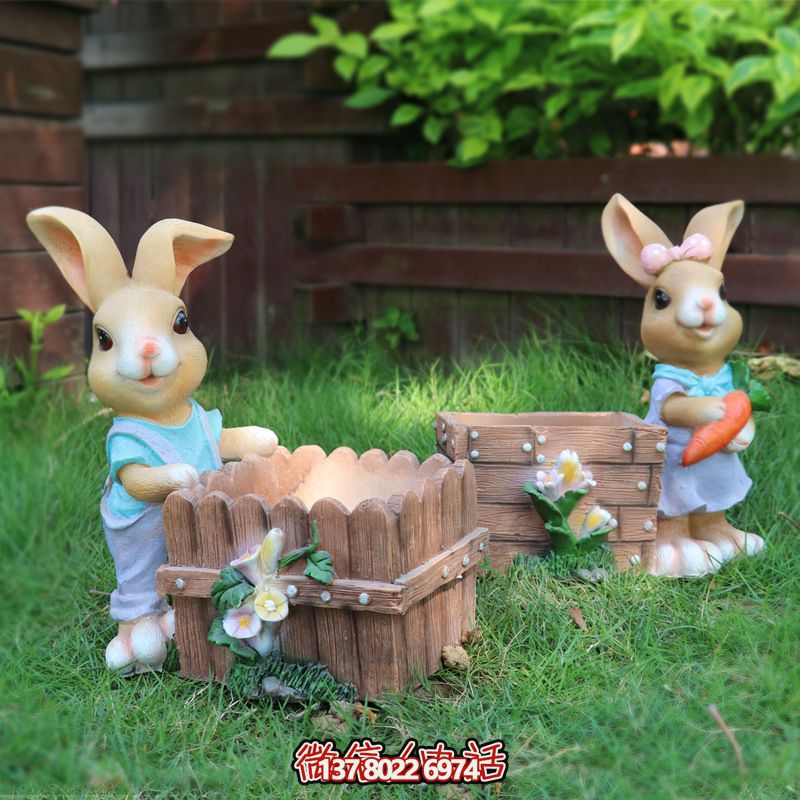 戶外草坪可愛的兩只玻璃鋼兔子雕塑 戶外草坪可愛的兩只玻璃鋼兔子雕塑