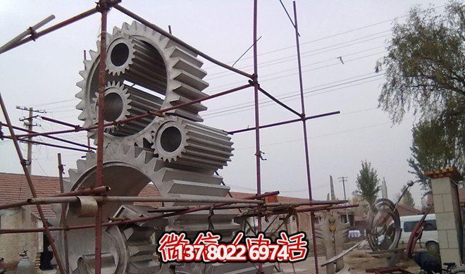 廠(chǎng)房創(chuàng)意抽象形態(tài)個(gè)性的齒輪雕塑 廠(chǎng)房創(chuàng)意抽象形態(tài)個(gè)性的齒輪雕塑