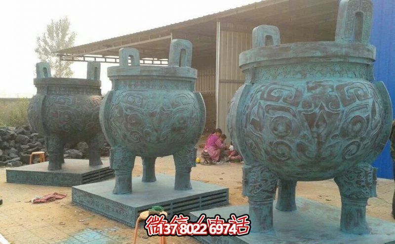 景區(qū)創(chuàng)意青銅三足鼎立浮雕鼎雕塑 景區(qū)創(chuàng)意青銅三足鼎立浮雕鼎雕塑